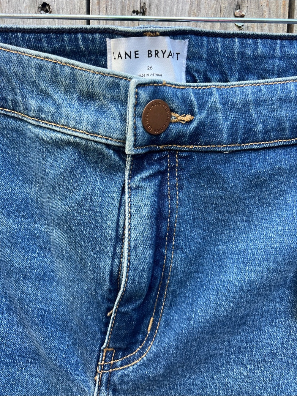 LANE BRYANT Mid Rise Boyfriend Denim Shorts Cuffed Stretch Women’s 26 NWT NEW - Picture 3 of 11